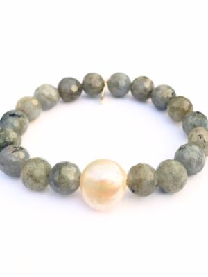 Labradorite Crystal Bracelet | Gray with a Pearl