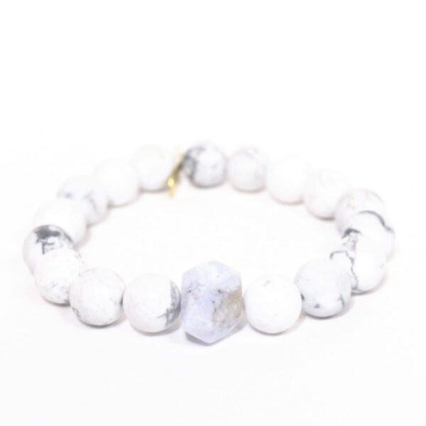 Howlite Bracelet | Blue Lace Agate Center Stone